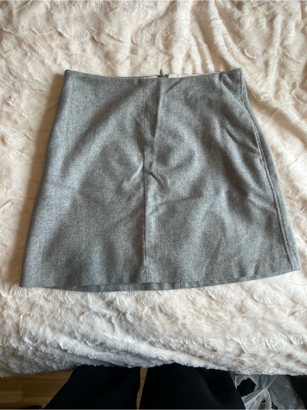 Aritzia Wilfred wool skirt